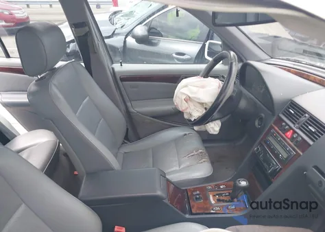 2000 Mercedes-Benz C 280 from USA, damaged, VIN WDBHA29G4YA826429